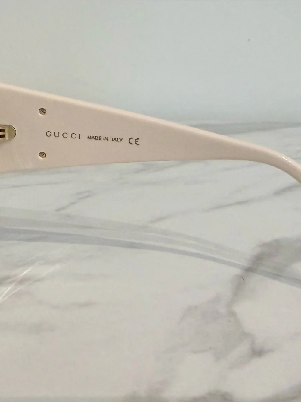 GUCCI RUNWAY SUNGLASSES GG0359S CREAM CRYSTAL ACCENT 100% Authentic